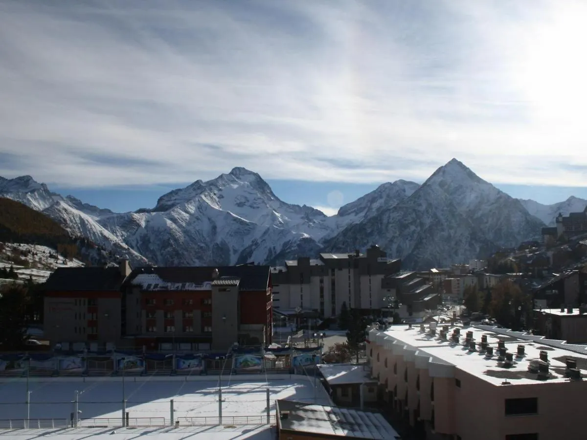 Studio Les Deux Alpes, 1 Piece, 4 Personnes - Fr-1-348-221 Apartment
