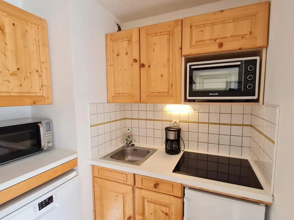 Studio Les Deux Alpes, 1 Piece, 4 Personnes - Fr-1-348-221 Apartment